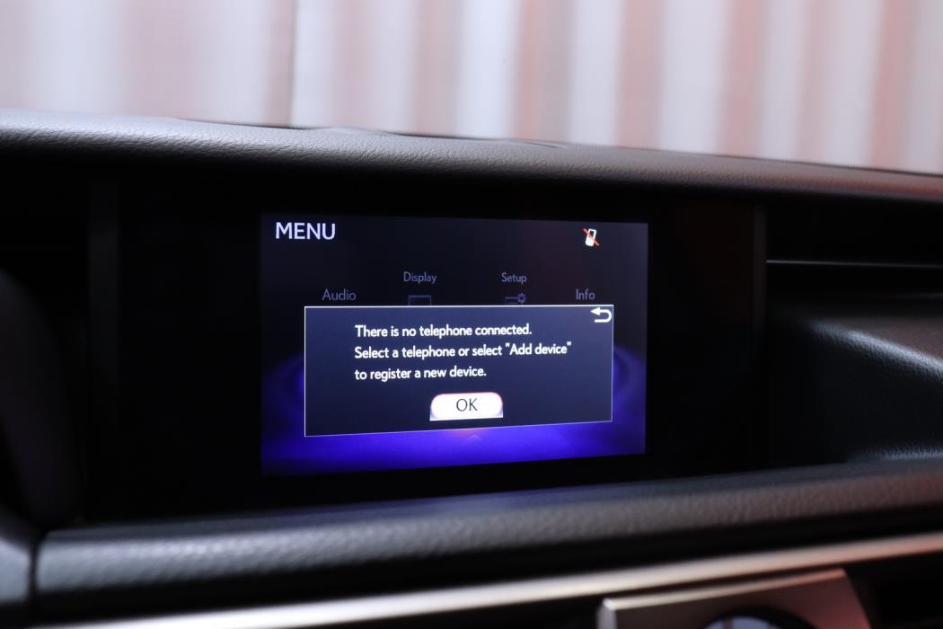 LEXUS IS 2019