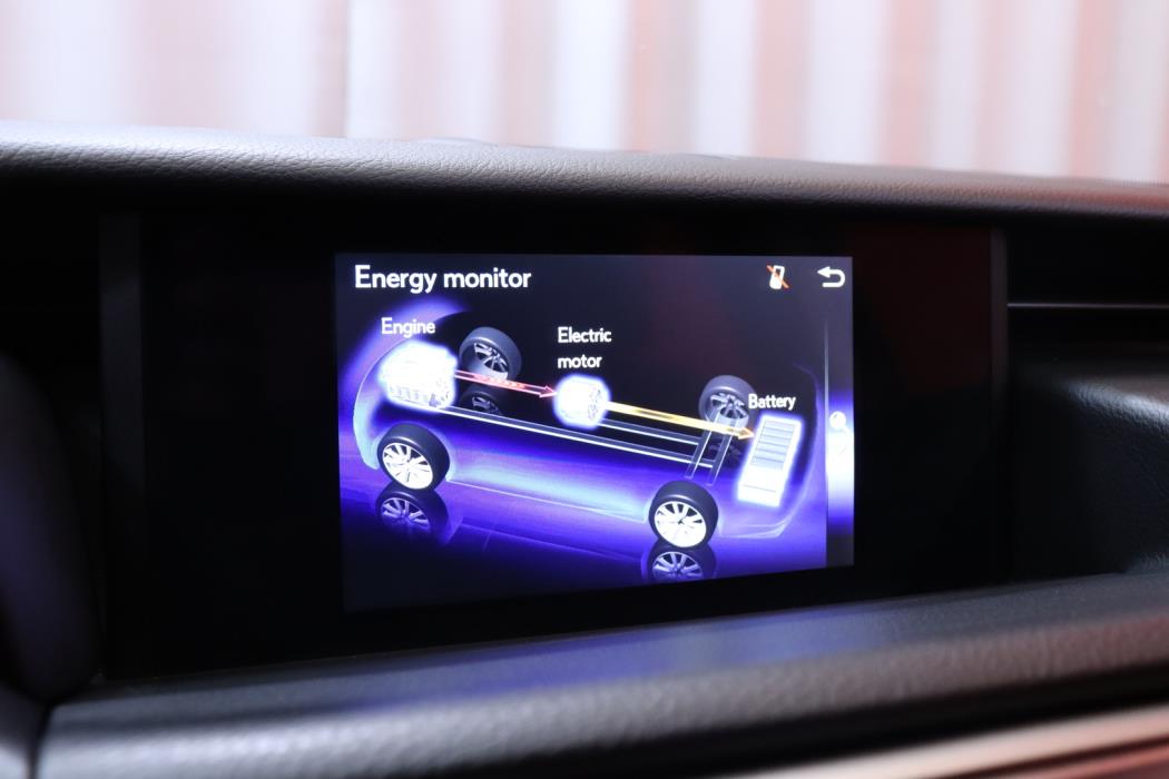 LEXUS IS 2019