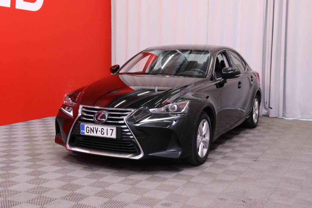 LEXUS IS 2019
