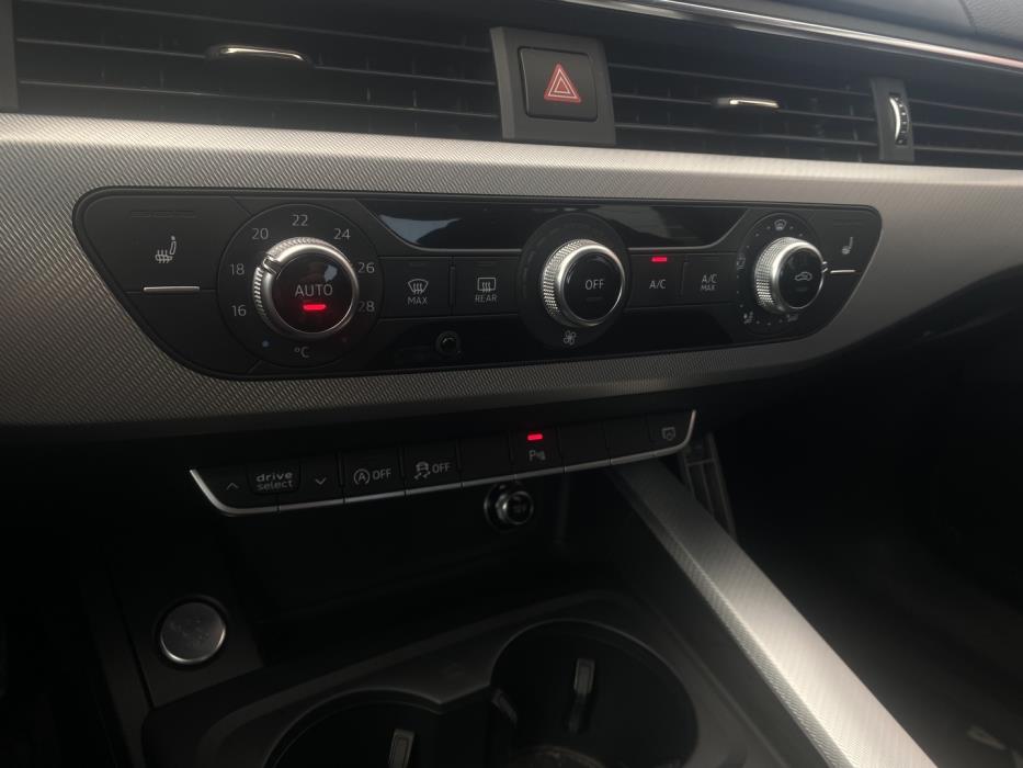 AUDI A4 2016