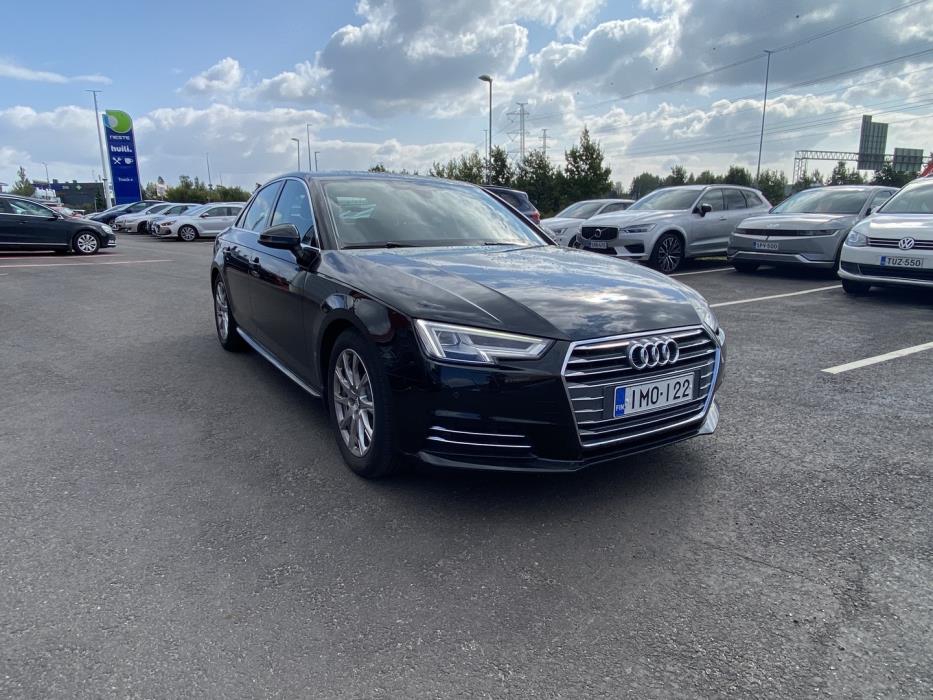 AUDI A4 2016