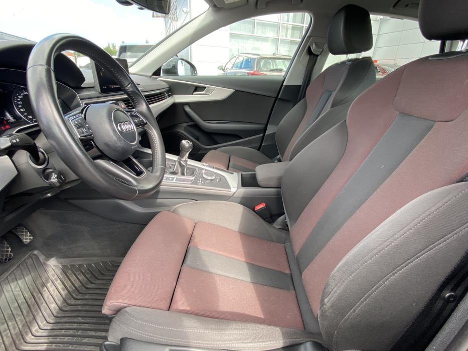 AUDI A4 2016