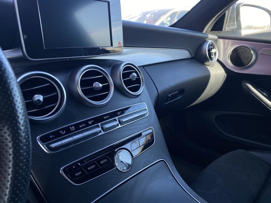 MERCEDES-BENZ C 2016
