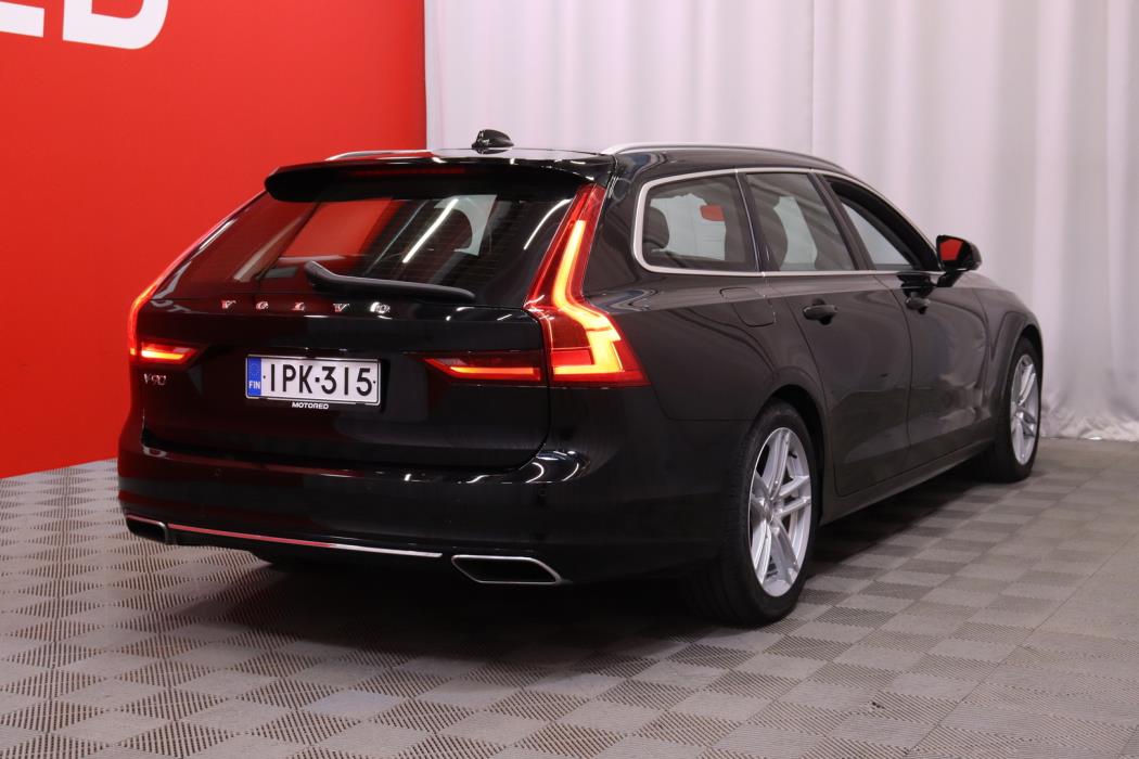 VOLVO V90 2018