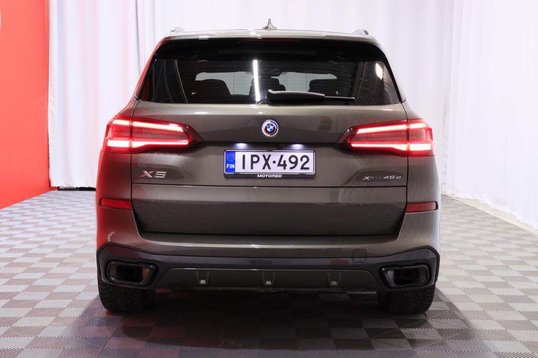 BMW X5 2022