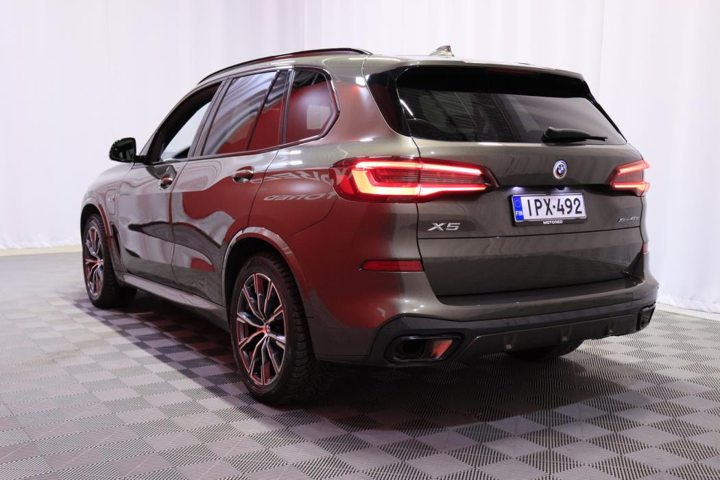 BMW X5 2022