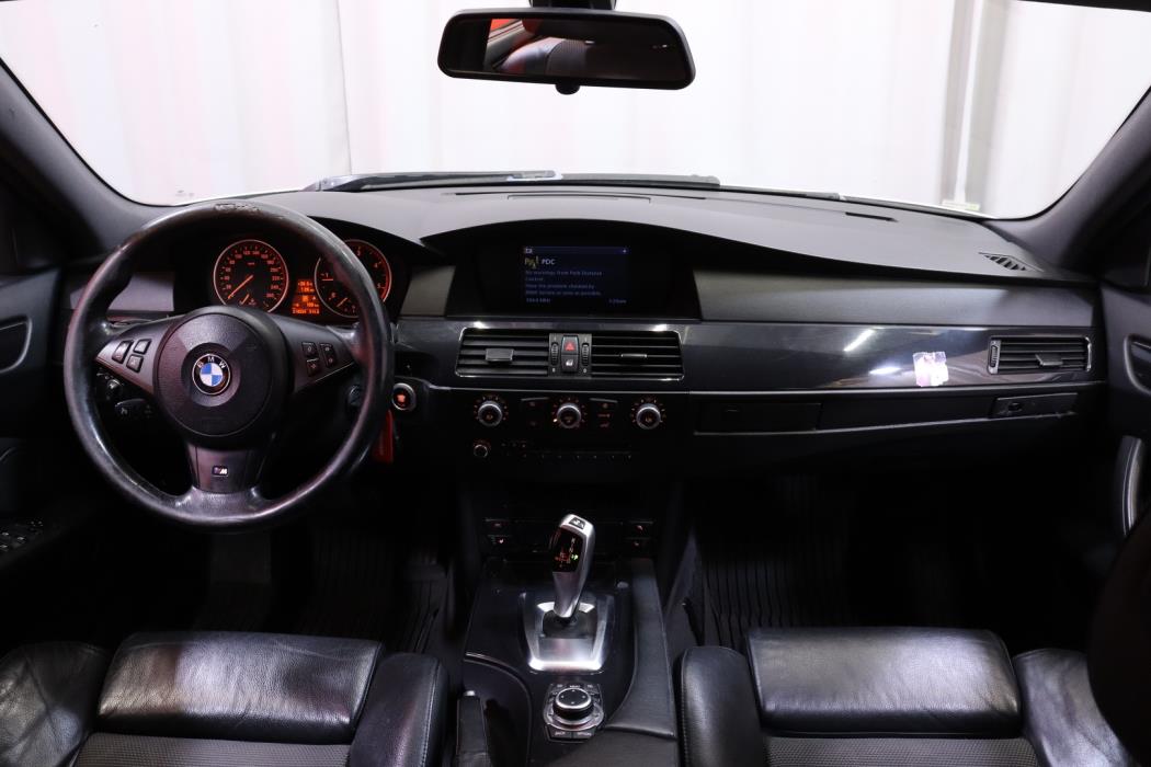 BMW 520 2008