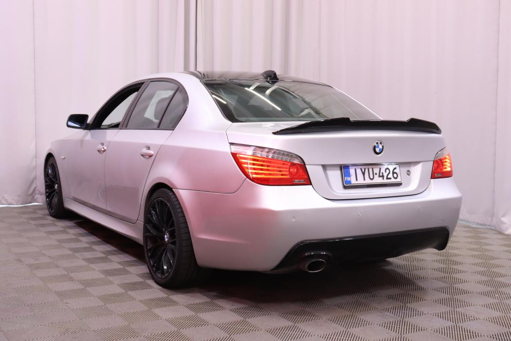 BMW 520 2008