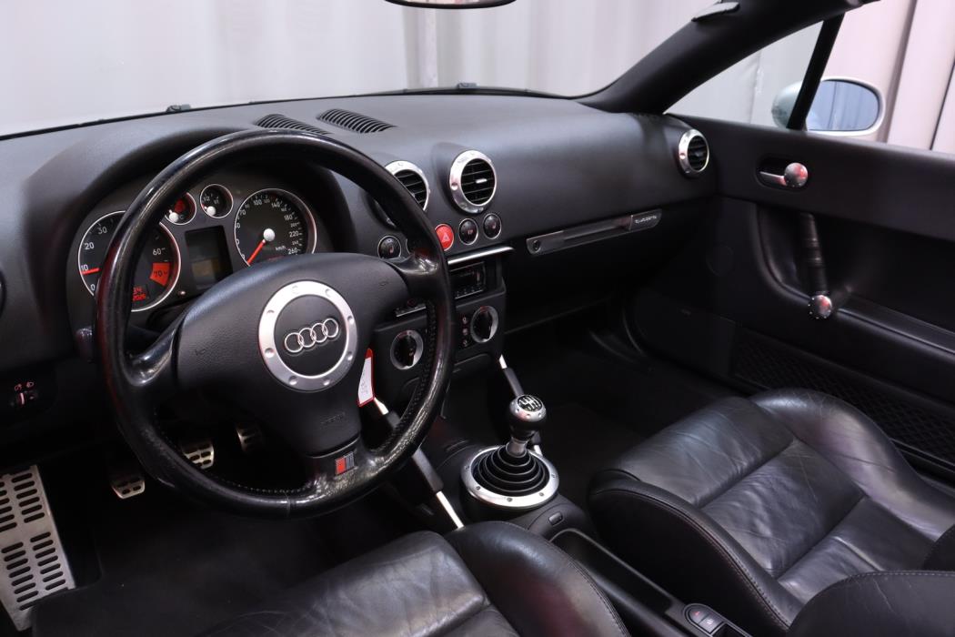 AUDI TT 2000