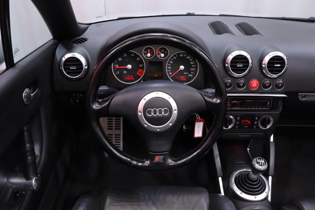 AUDI TT 2000