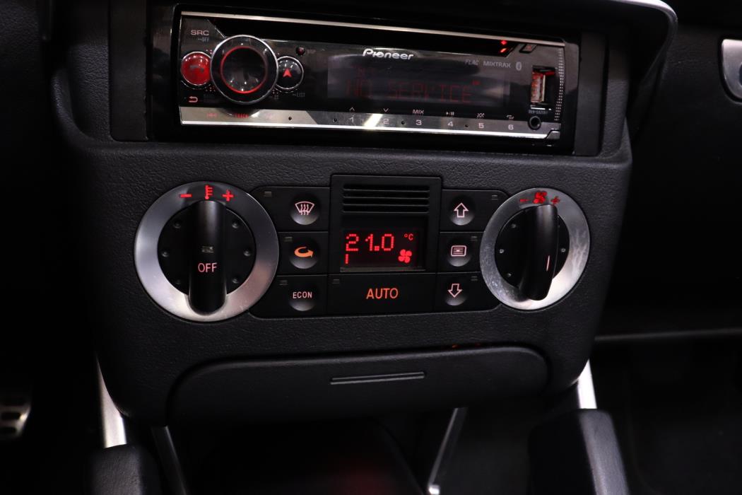 AUDI TT 2000