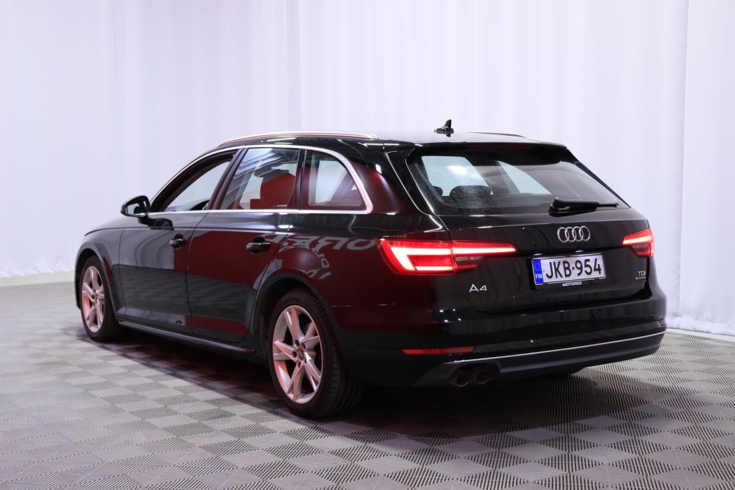 AUDI A4 2016