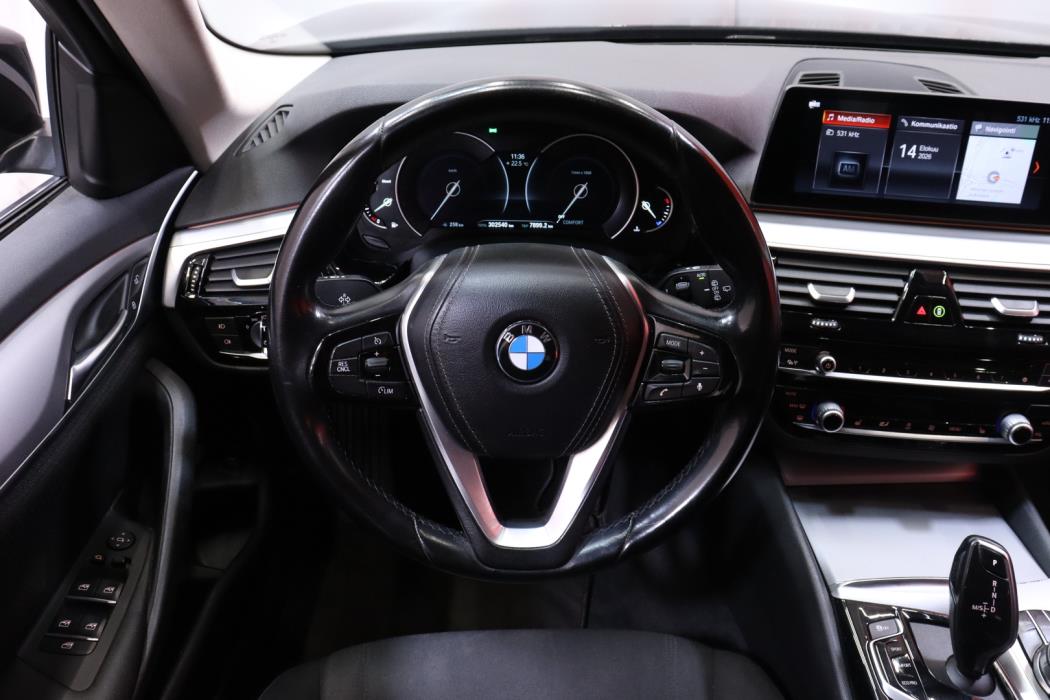BMW 520 2019