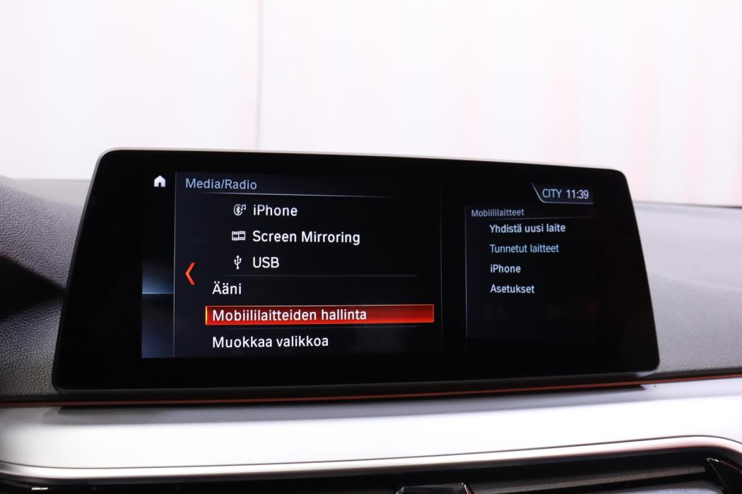 BMW 520 2019