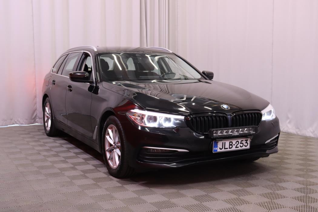 BMW 520 2019