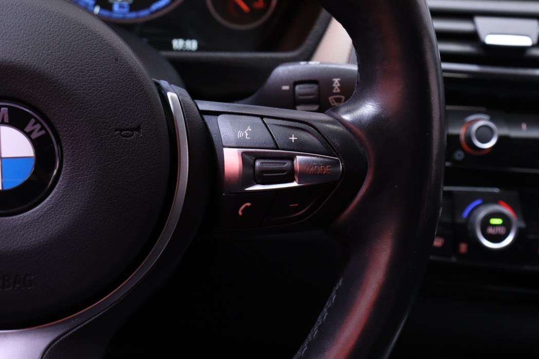 BMW 330 2016
