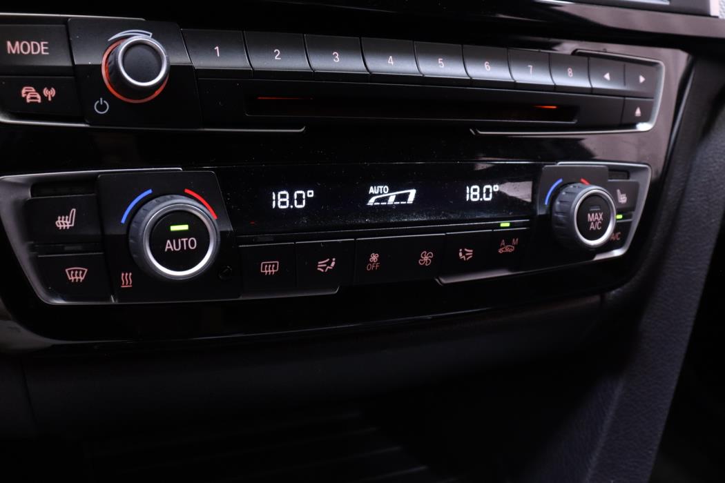 BMW 330 2016