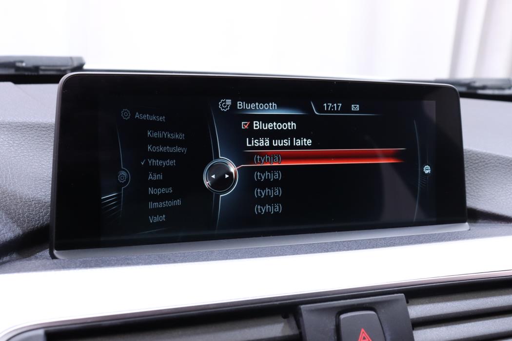 BMW 330 2016