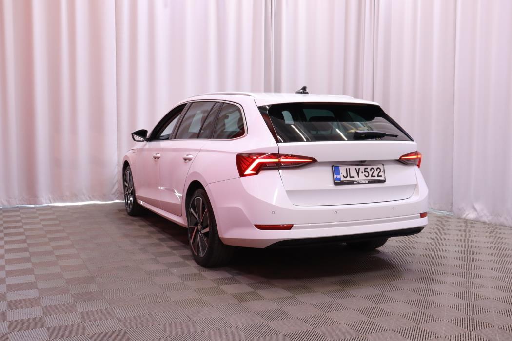 SKODA Octavia 2021