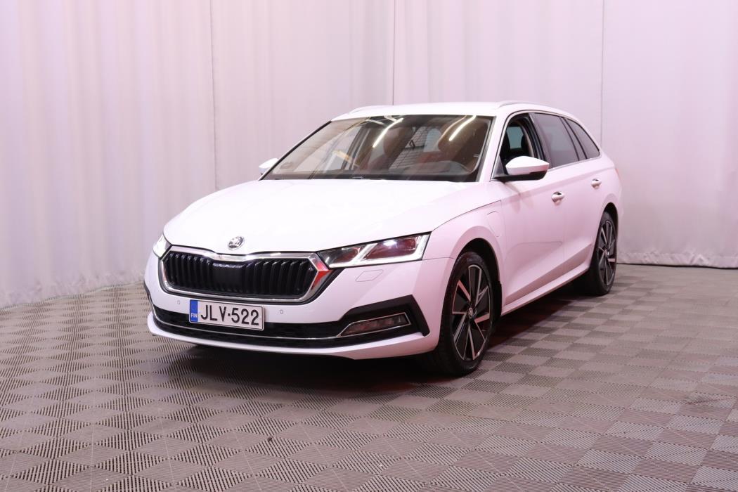 SKODA Octavia 2021