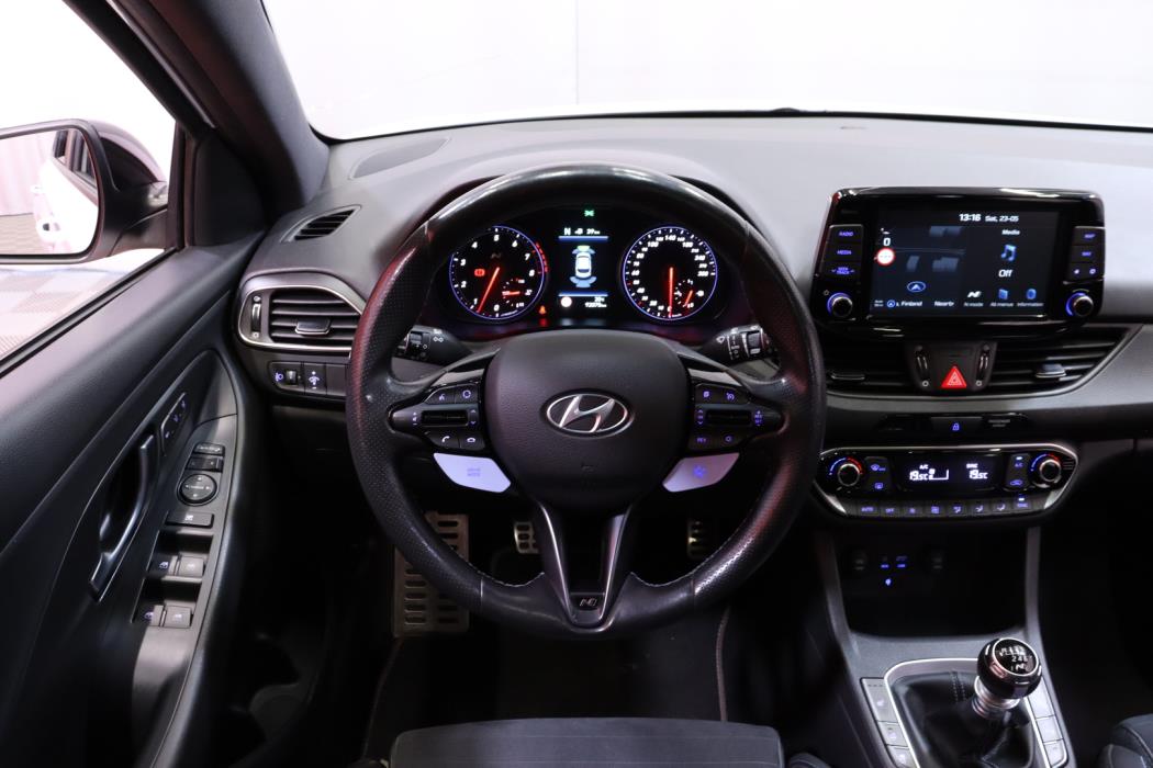 HYUNDAI i30 2019