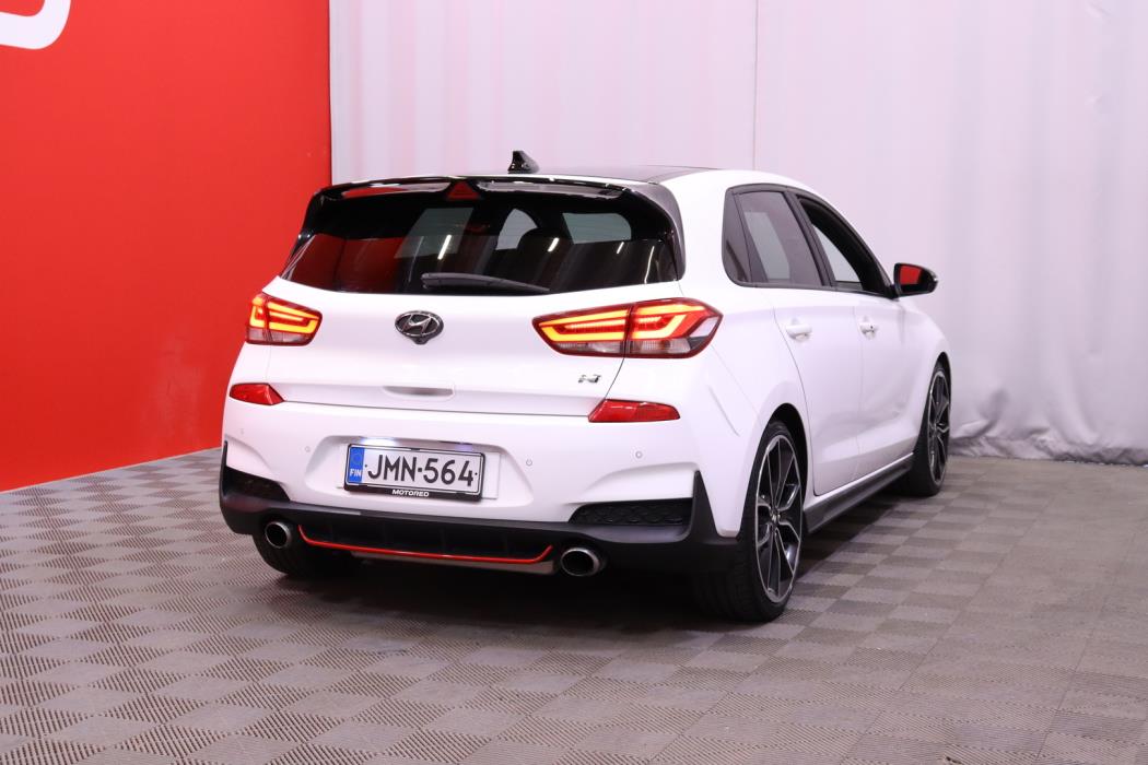 HYUNDAI i30 2019