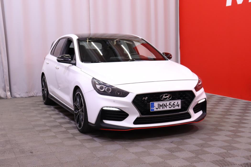 HYUNDAI i30 2019