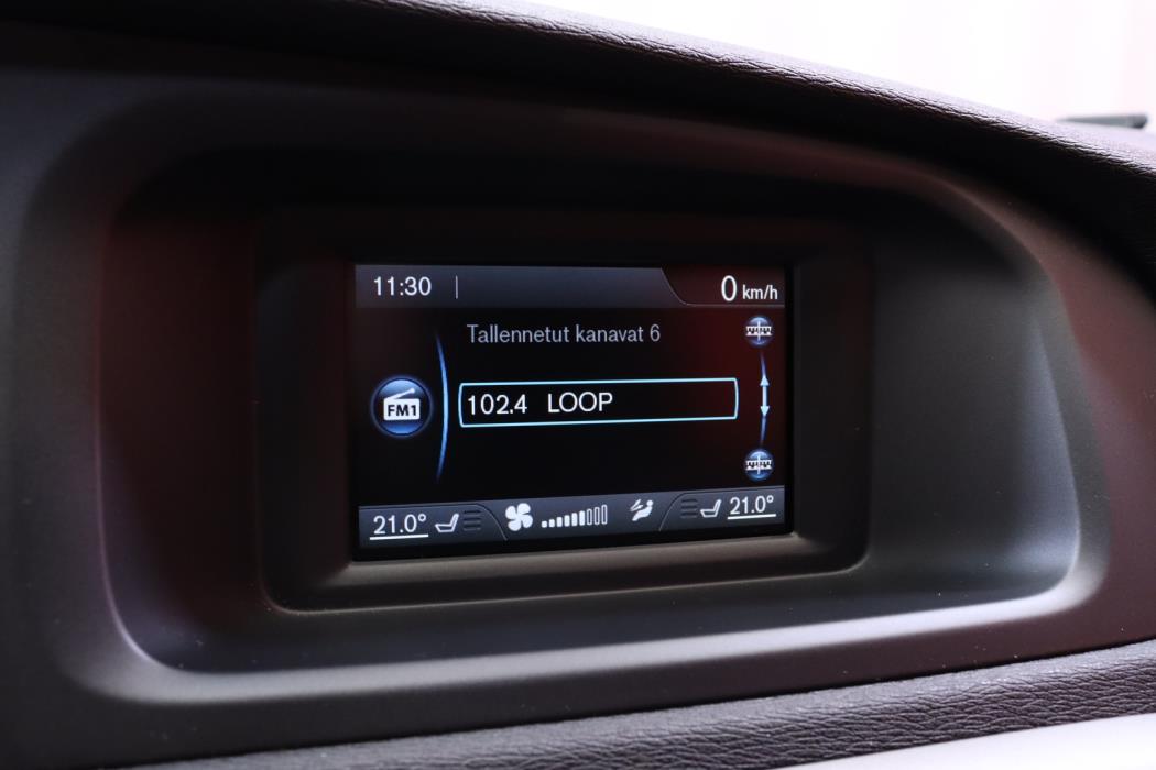 VOLVO V40 2014
