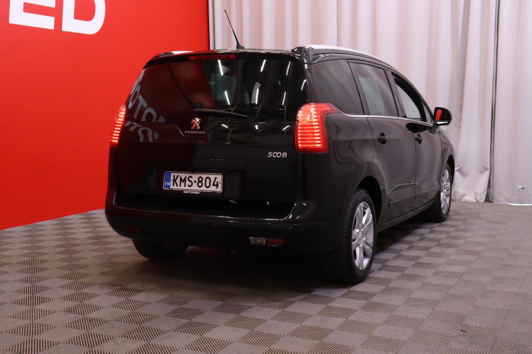 PEUGEOT 5008 2014