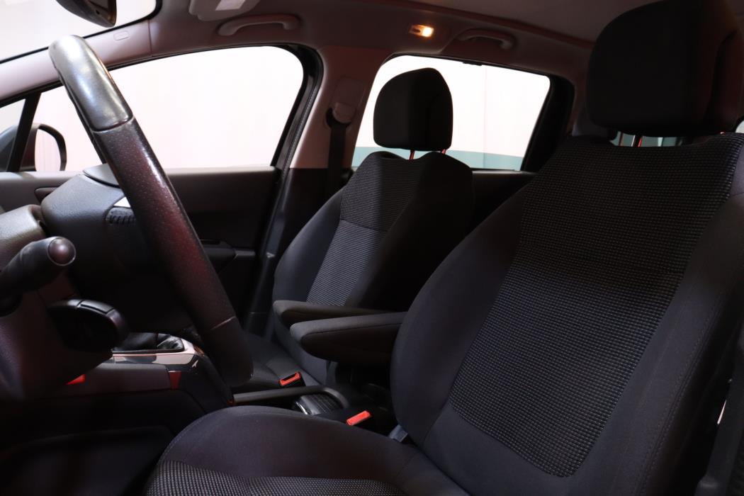 PEUGEOT 5008 2014