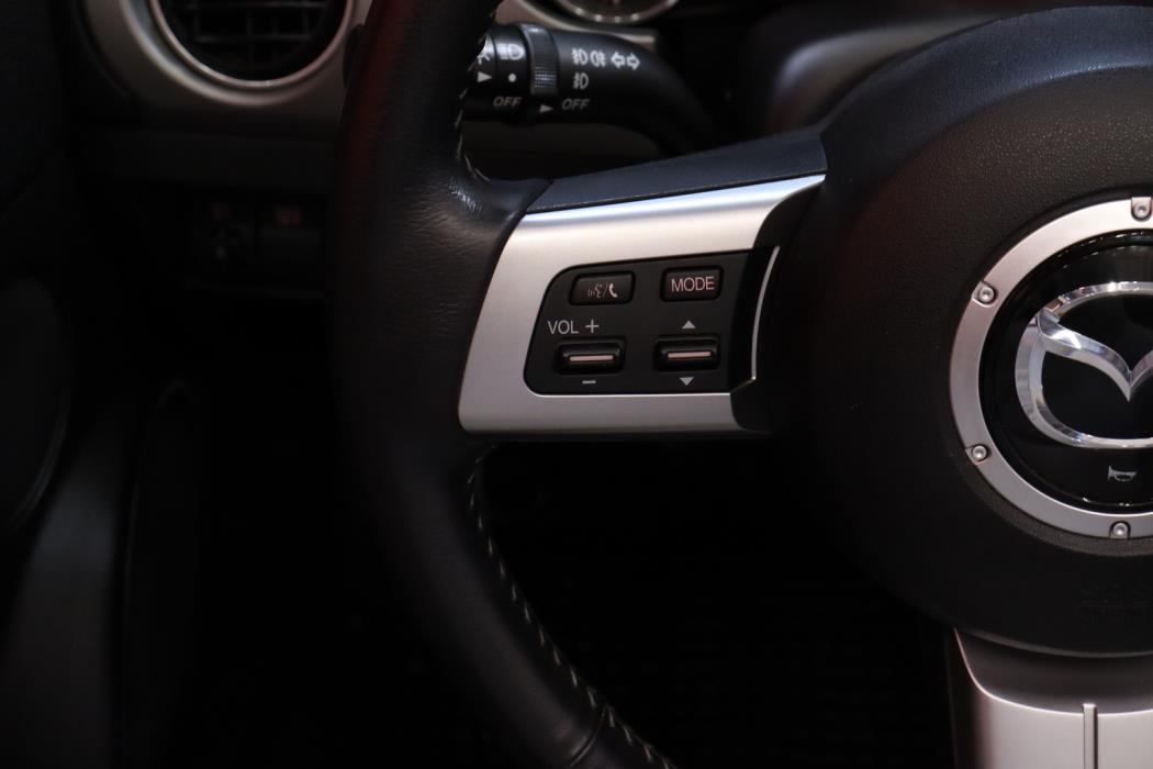 MAZDA MX-5 2011