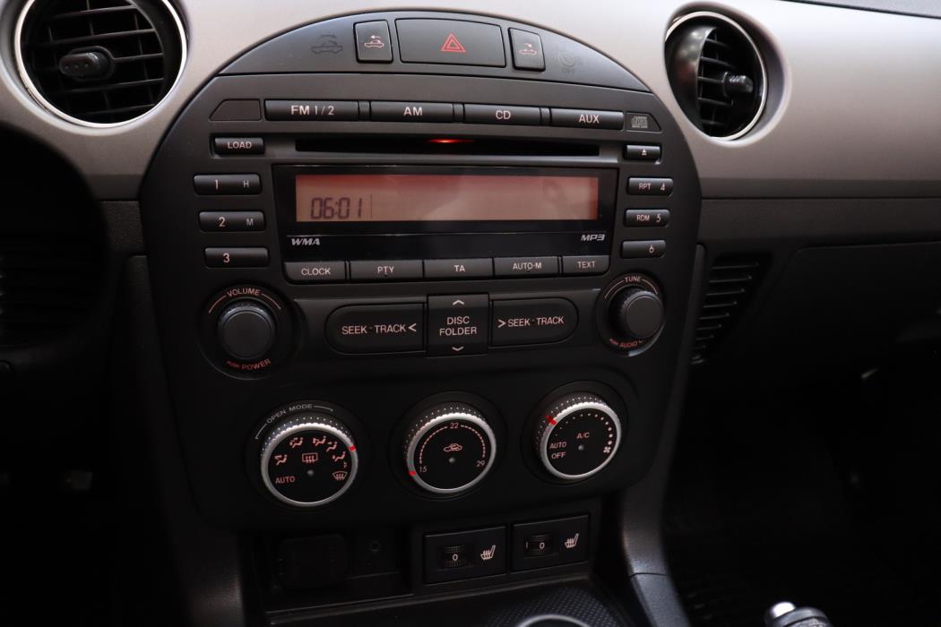 MAZDA MX-5 2011