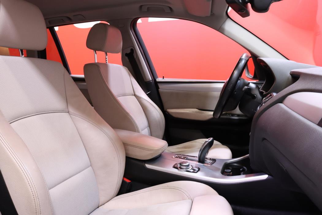 BMW X3 2011
