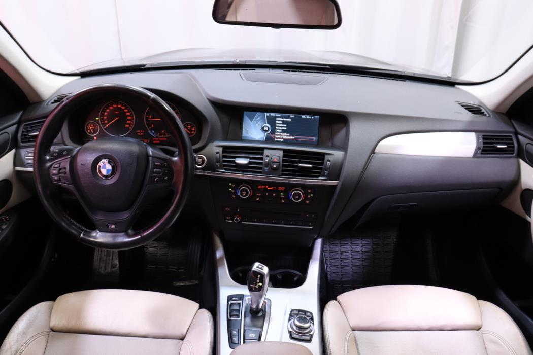 BMW X3 2011
