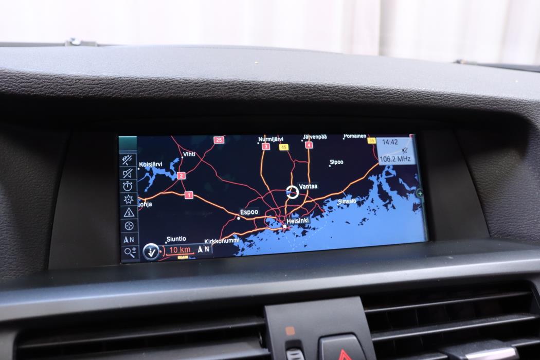 BMW X3 2011
