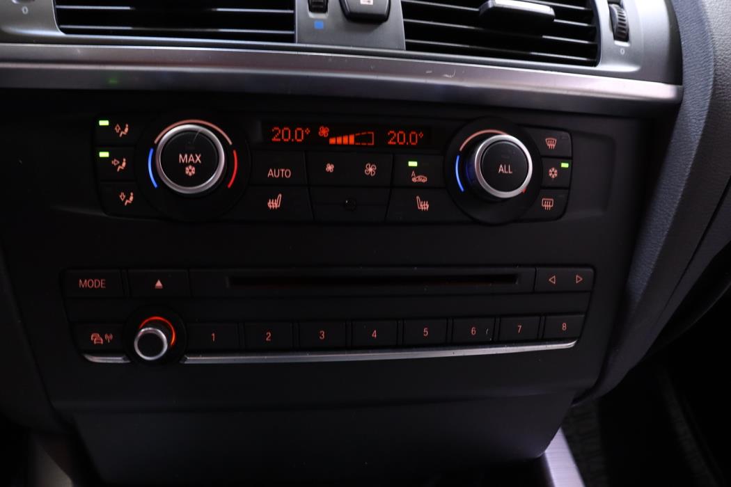 BMW X3 2011
