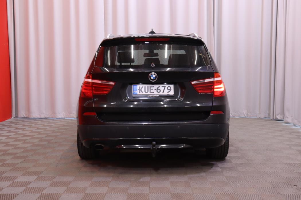 BMW X3 2011