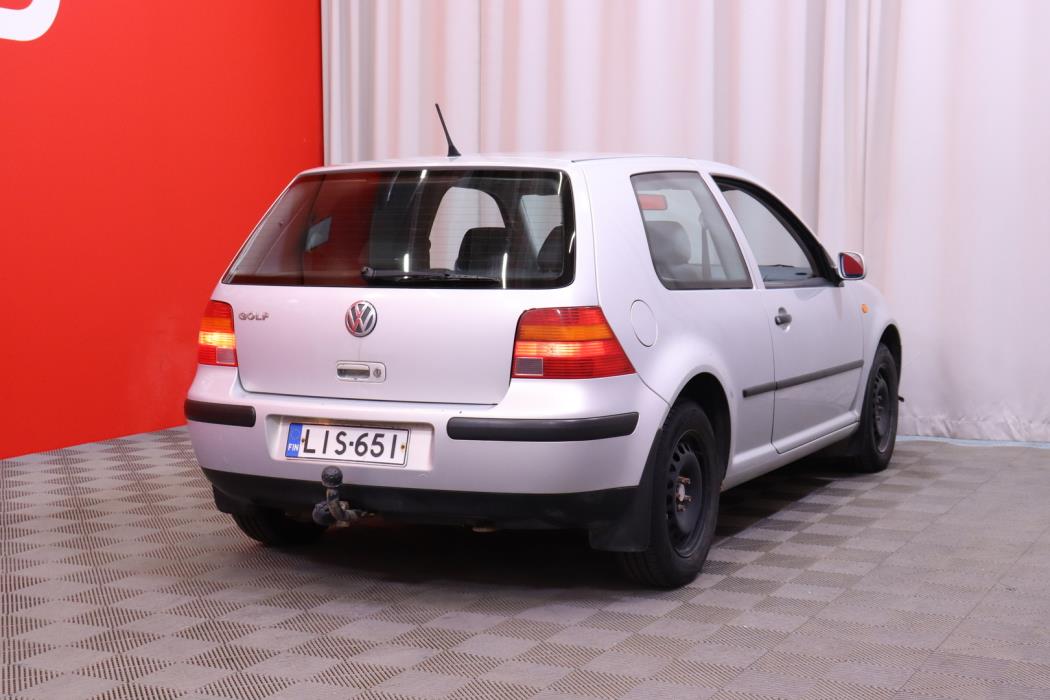 VOLKSWAGEN Golf 1999