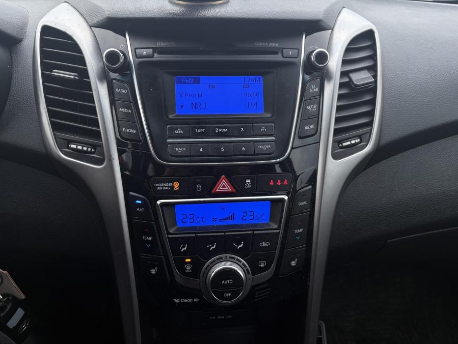 HYUNDAI i30 Wagon 2014