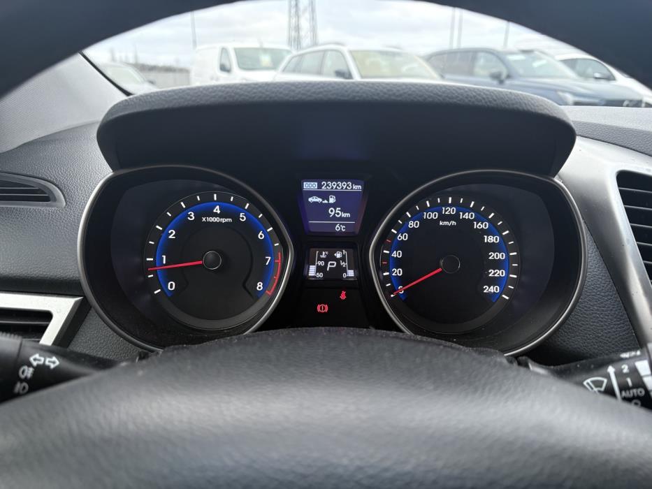 HYUNDAI i30 Wagon 2014