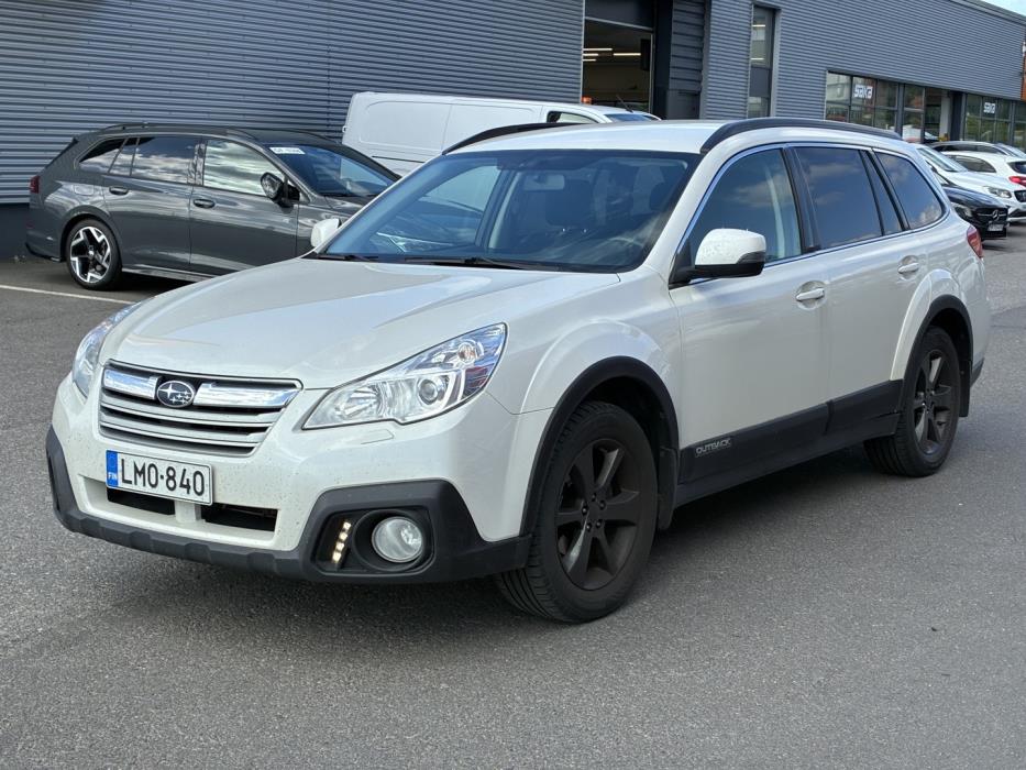SUBARU Outback 2014
