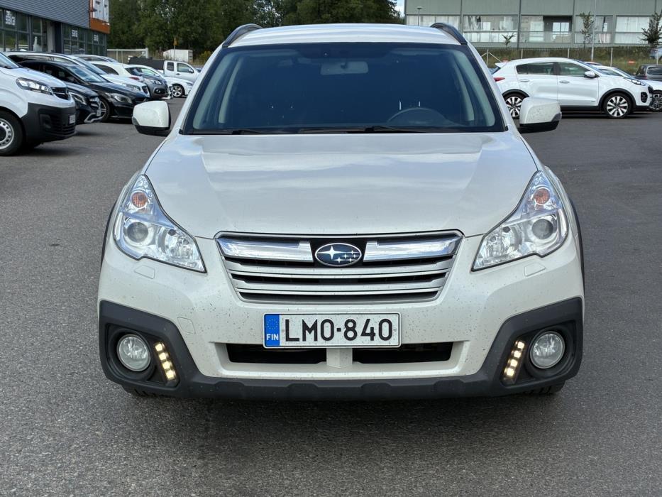 SUBARU Outback 2014