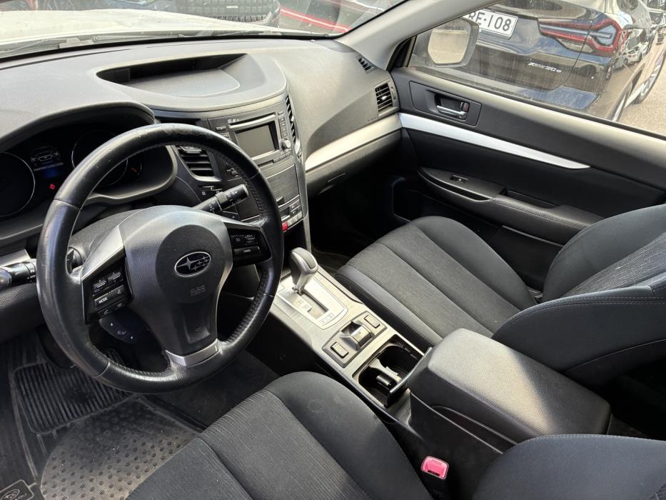 SUBARU Outback 2014