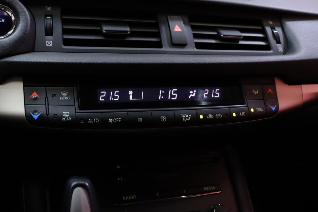 LEXUS CT 2015
