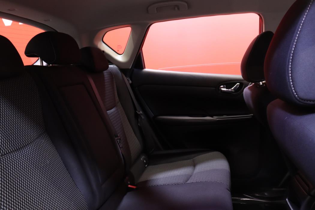 NISSAN Pulsar 2015