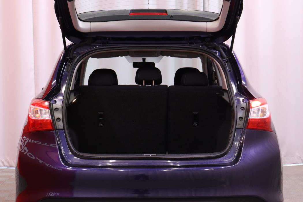 NISSAN Pulsar 2015