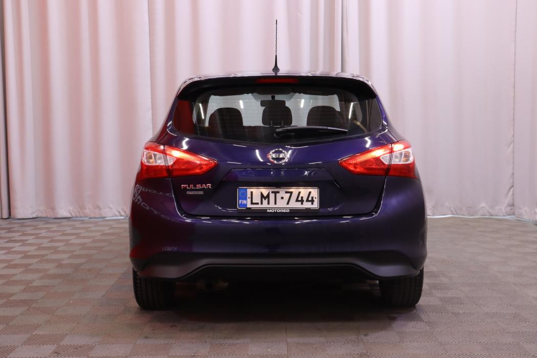 NISSAN Pulsar 2015