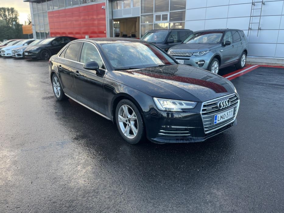 AUDI A4 2016