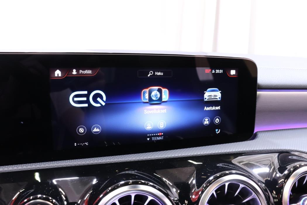 MERCEDES-BENZ CLA 2021