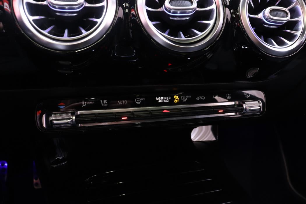 MERCEDES-BENZ CLA 2021